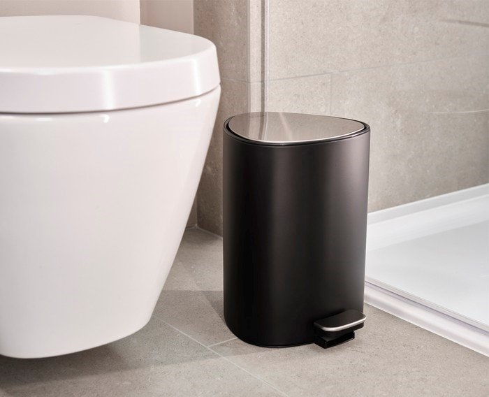 Joseph Joseph EASYSTORE Łazienkowy Kosz na Śmieci 5 l / Czarny