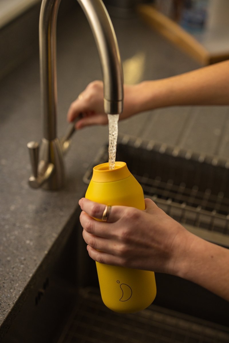 Chilly's SERIES 2 Stalowa Butelka Termiczna 500 ml Żółta
