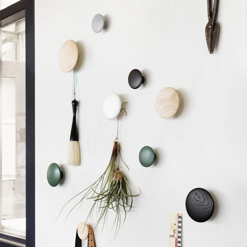 Muuto DOTS Wieszak Drewniany L 17 cm Biały