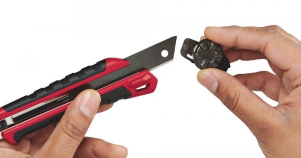 Nożyk z łamanym ostrzem 25 mm