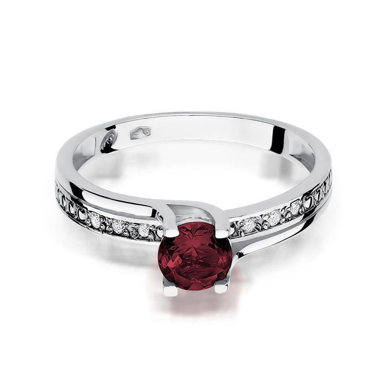 Pierścionek złoty 585 z brylantami 0,03ct granatem 0,60ct W-106