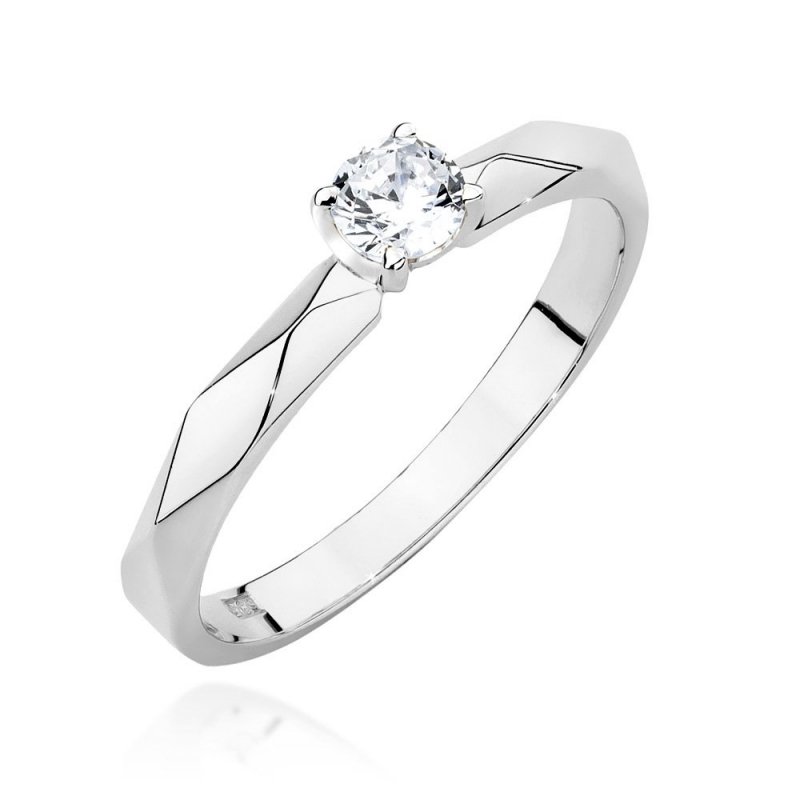 Pierścionek złoty 585 z brylantem 0,15ct zaręczynowy W-484
