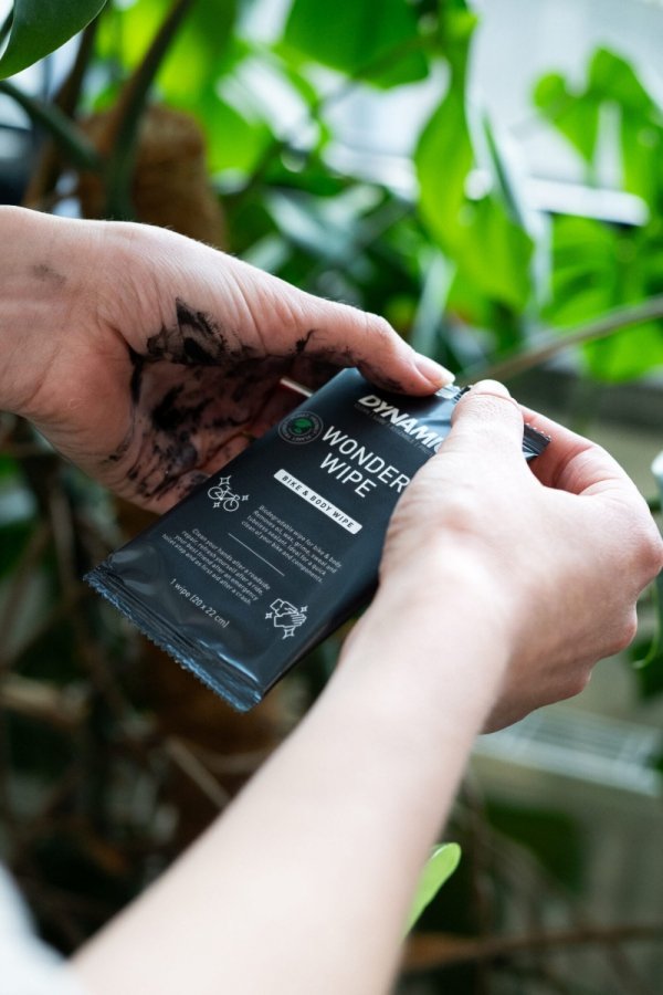 Chusteczki czyszczące Dynamic Wonder Wipes — 7 szt., 20×22 cm (szybkie czyszczenie bez wody)