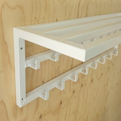 Wieszak w stylu loft na przedpokój z półką i 17 wieszakami na ubrania  MetalFab