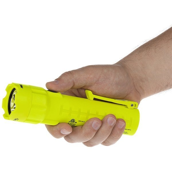 Latarka Nightstick XPP-5420G ATEX iskrobezpieczna - nahełmowa