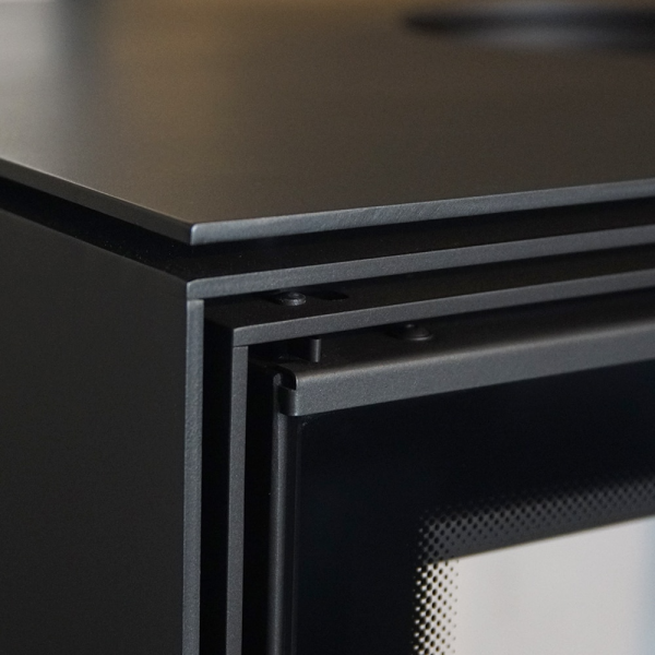 Piec stalowy KARI 70 fi 150 8 kW kominek w zabudowie