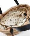 Torebka crossbody kuferek listonoszka na taśmowym pasku beżowa Monnari