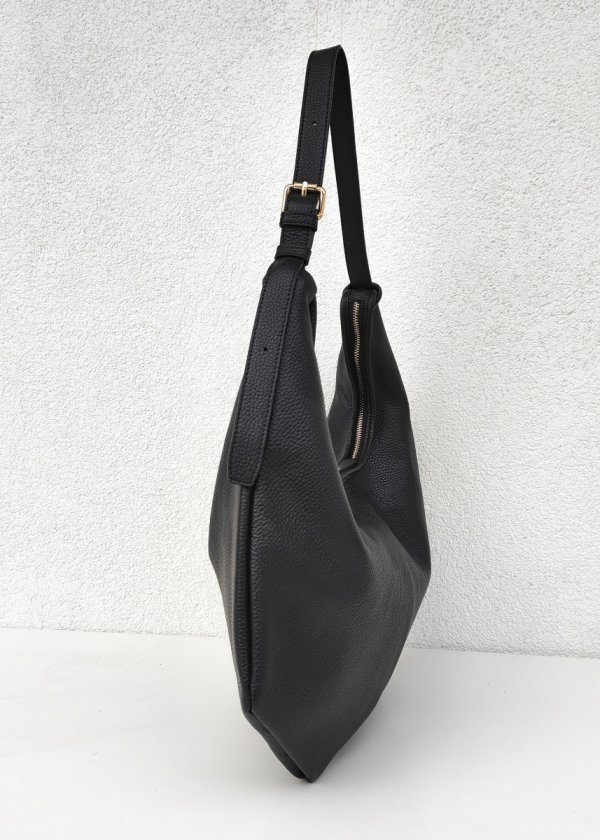 Czarny worek skóra naturalna Laura Biaggi