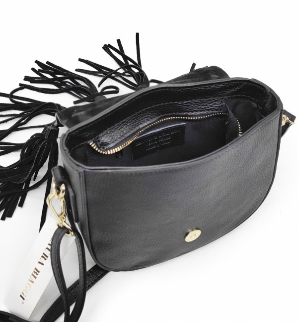 Zamszowa torebka listonoszka skóra brązowa czarna frędzle