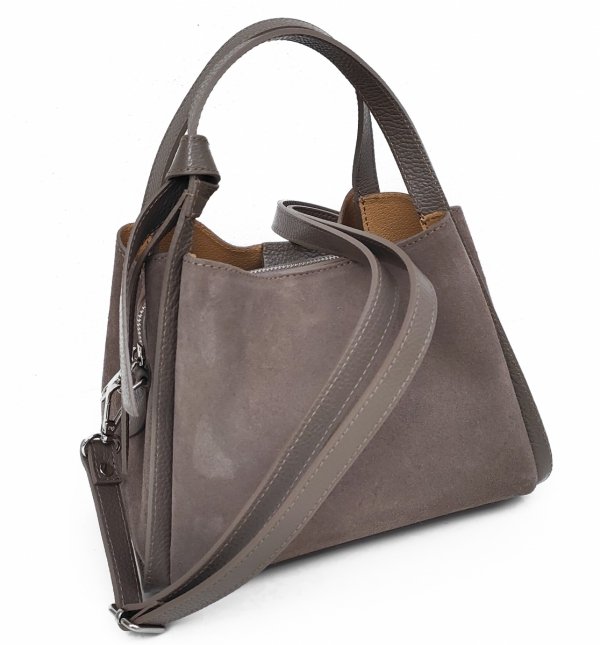 Zamszowy beżowy kuferek mocha Vera Pelle