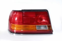 Lampa tył lewa Mazda 626 GD 1988-1992 Hatchback 5-drzwi