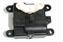 SILNICZEK REGULACJI NAWIEWU NISSAN PRIMERA P12 03