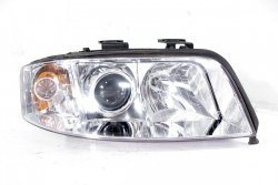 Reflektor prawy Audi A6 C5 LIFT 2001-2005