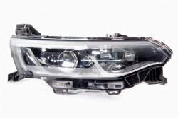 Reflektor prawy Renault Talisman 2015-2023