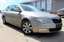 Podnośnik szyby przód prawy Skoda Superb 3T 2011 1.6TDI CAYC Liftback