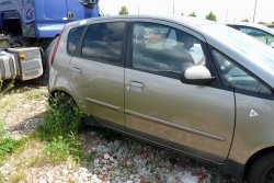 Szyba karoseryjna prawa Mitsubishi Colt VI Z30 2007 Hatchback 5-drzwi
