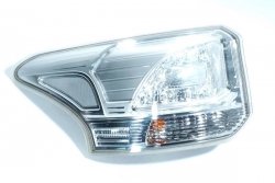 Lampa tył tylna lewa  Mitsubishi Outlander III 2012-2015 SUV