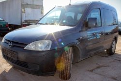 Szyba drzwi przód lewa Opel Combo C 2010