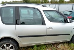 Drzwi tył prawe Skoda Roomster 5J 2007 (2006-2010) (kod lakieru: LF7T)