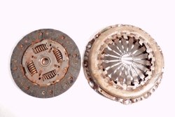 Sprzęgło tarcza docisk Citroen C4 2007 1.6i NFU