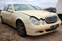 Półoś tył prawa Mercedes E-klasa W211 2002 Sedan 