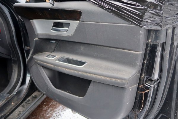 Drzwi przód lewe Jaguar XF X260 2016 Sedan