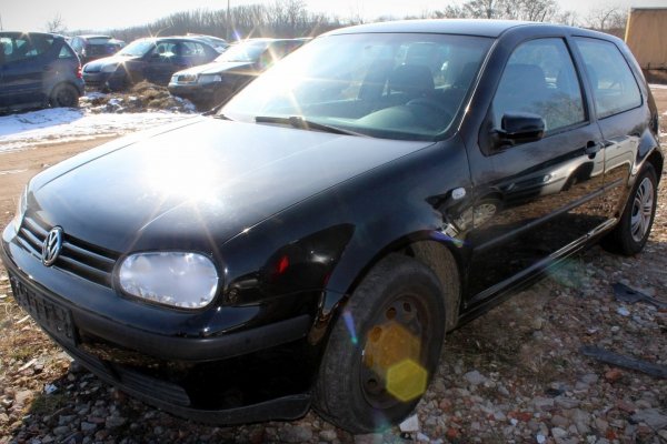 VW Golf IV 1J 2002 1.4i AXP Hatchback 3-drzwi [B/A]