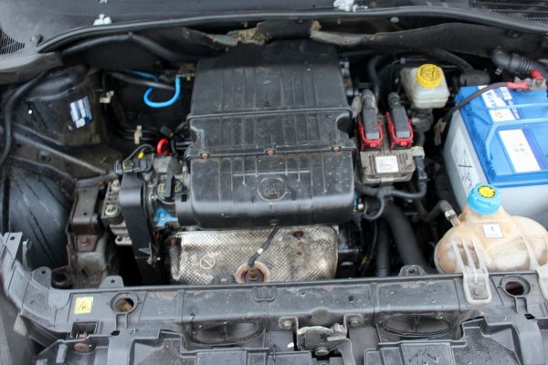 Drzwi przód lewe Fiat Grande Punto 2009 Hatchback 3-drzwi