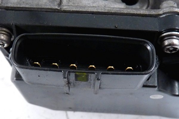 Przepustnica Honda Civic VIII FK lift 2010 1.4i-VTEC