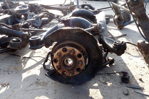 _Belka zawieszenie tył Lexus IS220 2005-2013 2.2D