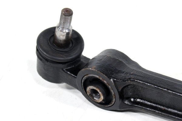Wahacz przód dolny R=L Mitsubishi Galant EA0 1996-2004 2.0i 16V