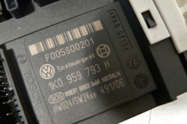 Silniczek podnośnika szyby przód lewy VW Passat B6 2005 Sedan 