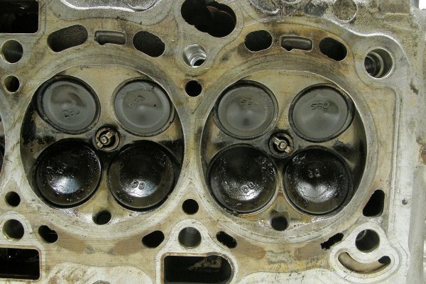 _Głowica Mitsubishi Carisma 1999-2004 1.8GDI 4G93
