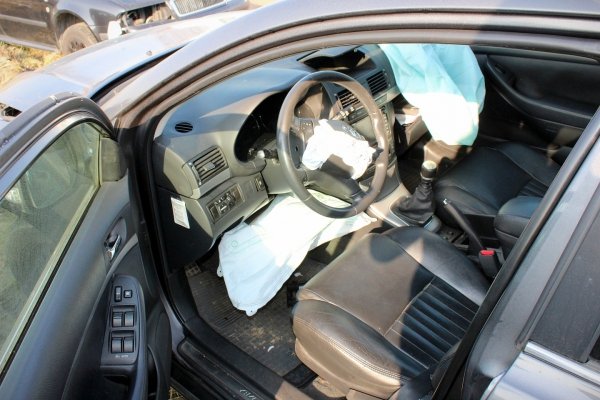 Drzwi przód prawe Toyota Avensis T25 Lift 2008 Kombi