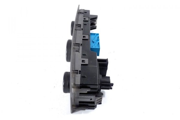 Panel sterowania klimatyzacji Opel Vectra C 2002 1.8i 16V