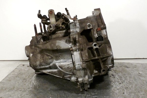 _Skrzynia biegów Mitsubishi Galant EA0 1996-2004 2.4GDI
