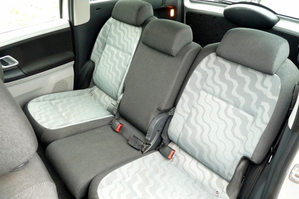 _Klapa bagażnika tył Skoda Roomster 5J 2007 (2006-2010) (kod lakieru: LF7T)