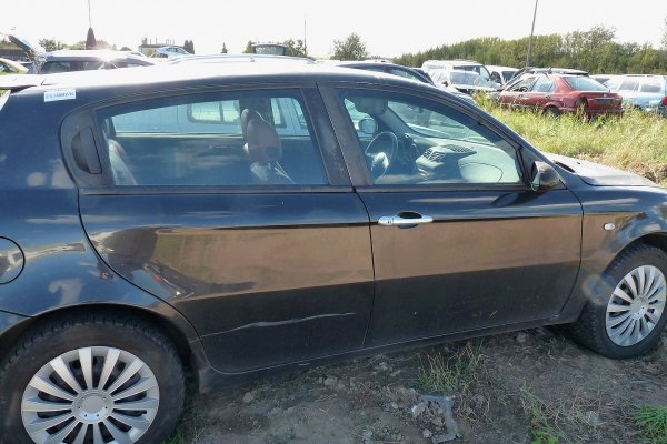 Alfa Romeo 147 2004 1.9JTD Hatchback 5-drzwi [B/C]
