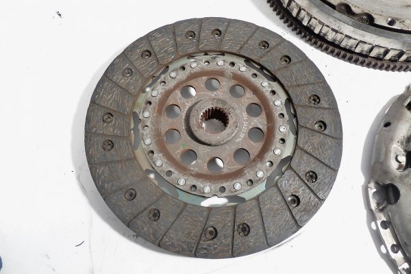 Sprzęgło tarcza docisk koło dwumasowe Volvo S60 2007 2.4D D5244T4