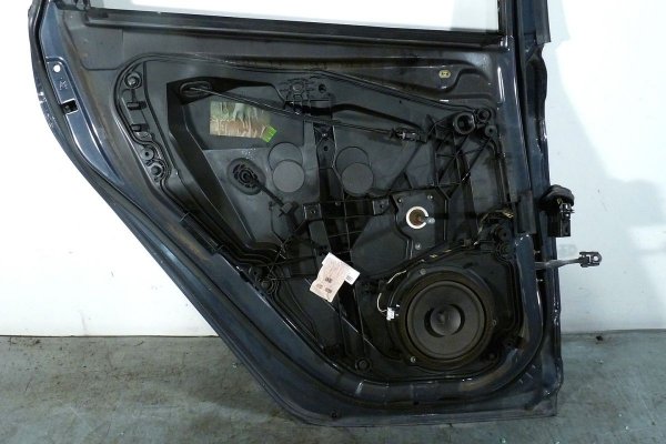 Drzwi tył lewe Ford Fiesta MK7 2011 Hatchback 5-drzwi