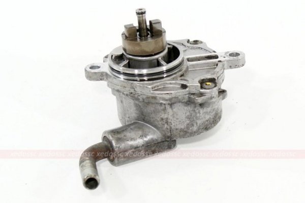 POMPA VACUM WAKUM MERCEDES E-KLASA W210 2.7 CDI