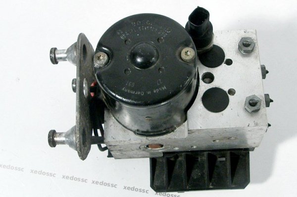 POMPA ABS MERCEDES E-KLASA W210 99 A0044311412 