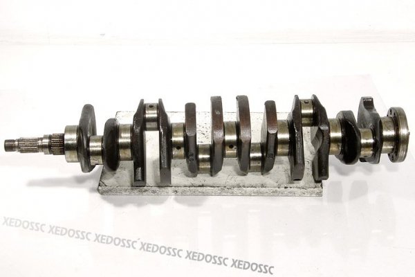 WAŁ KORBOWY VOLVO S80 02 2.8 T6 BITURBO B6284T