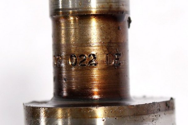WAŁEK ROZRZĄDU WYDECHOWY AUDI A6 00 4.2 V8