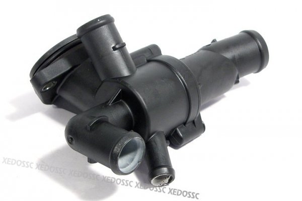 OBUDOWA TERMOSTATU VW POLO 6R 2011 1.2 TDI