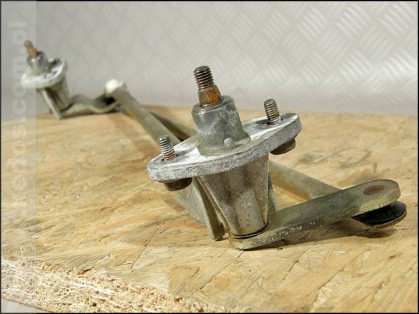 MECHANIZM WYCIERACZEK KIA CLARUS 99 KOMBI