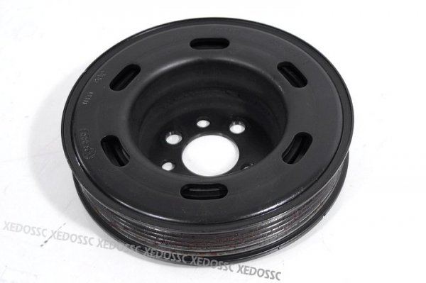 KOŁO PASOWE WAŁU VW SHARAN 99 2.0 8V 06A105243E