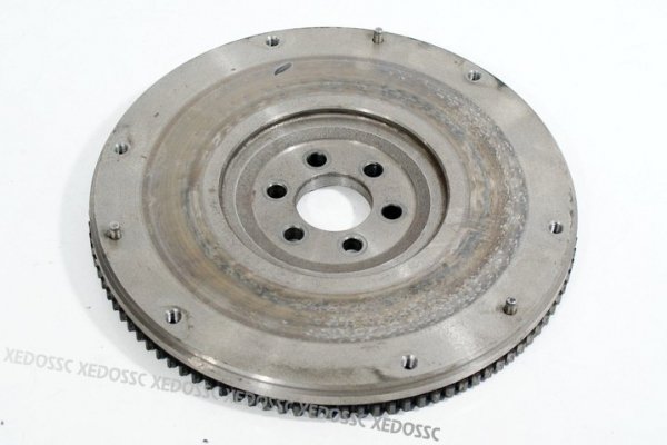 KOŁO ZAMACHOWE NISSAN ALMERA N16 01 1.8 16V QG18DE