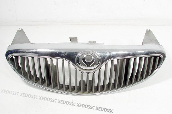 ATRAPA GRILL MAZDA XEDOS 6 CA 94 SEDAN