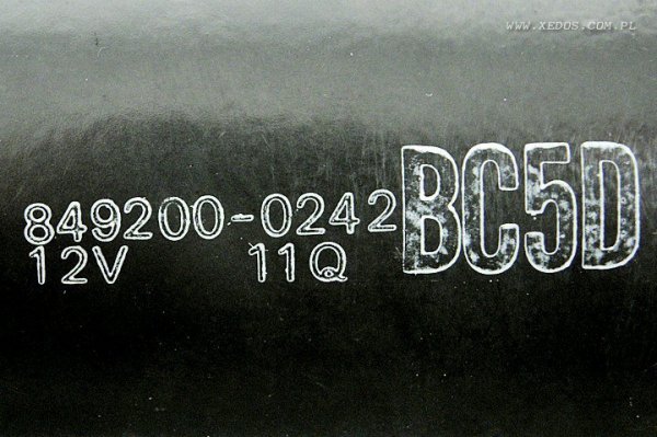 SILNICZEK WYCIERACZEK PRZÓD MAZDA 323 323S 96 